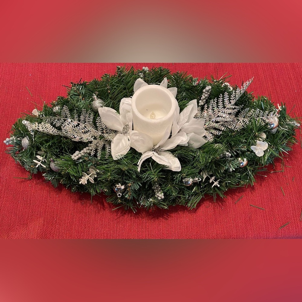 🖤SOLD🖤🎄NWOT Christmas Centerpiece🎄*** can be made to order***